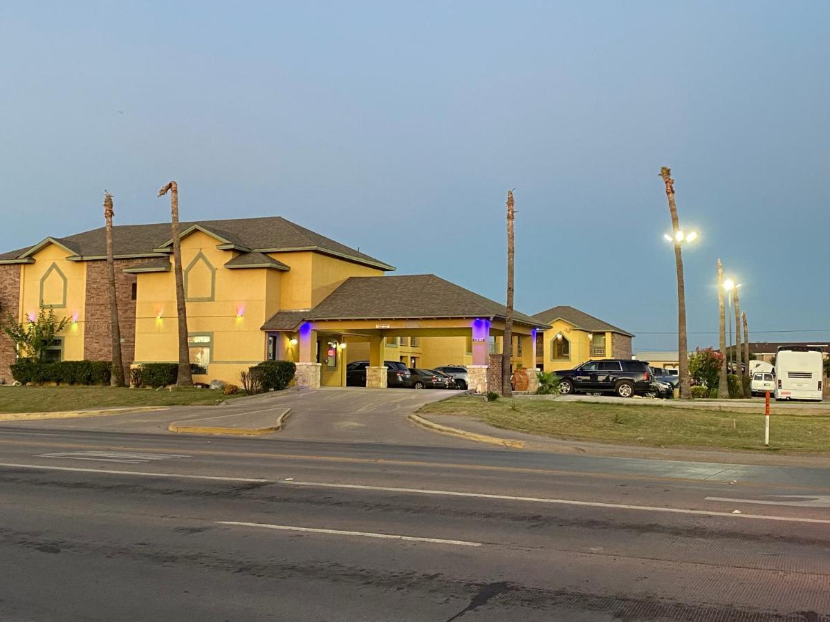 Country Hill Inn & Suite Eagle Pass Exterior foto