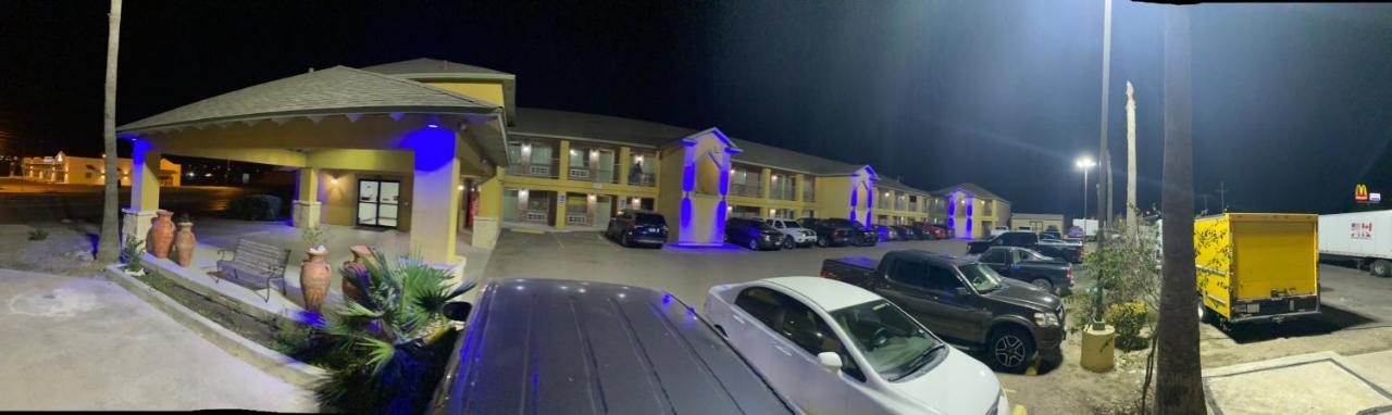 Country Hill Inn & Suite Eagle Pass Exterior foto