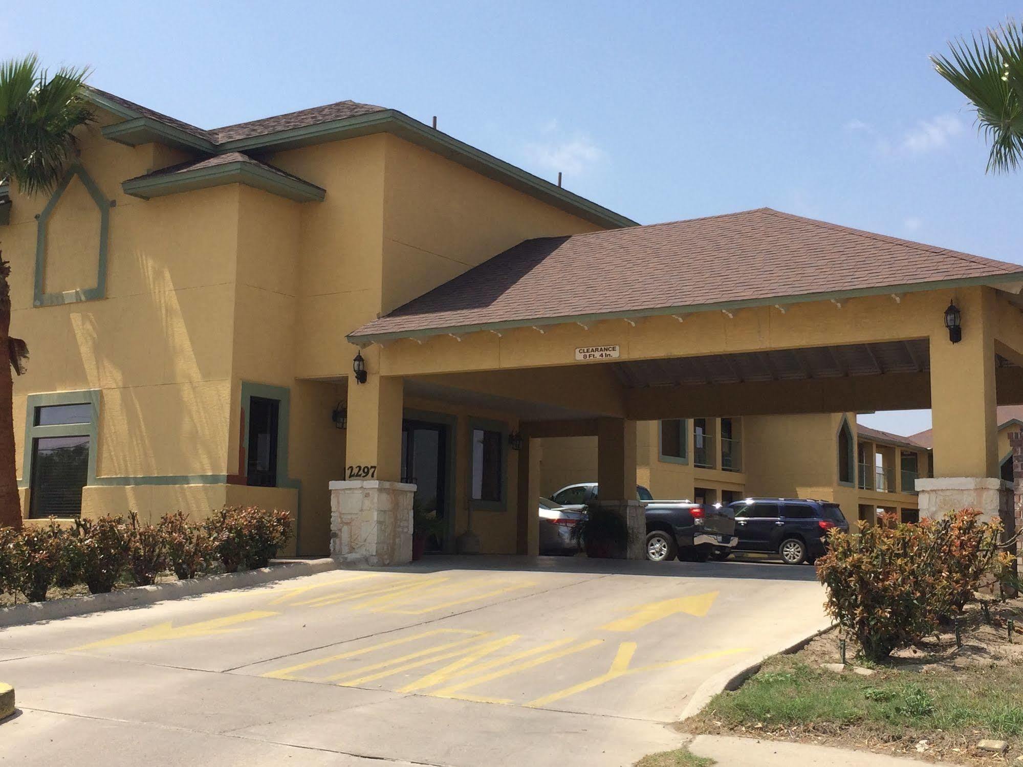 Country Hill Inn & Suite Eagle Pass Exterior foto